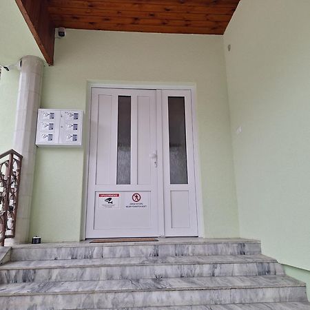 Apartmanovy Dom Stummerova Topoľčany Exteriér fotografie