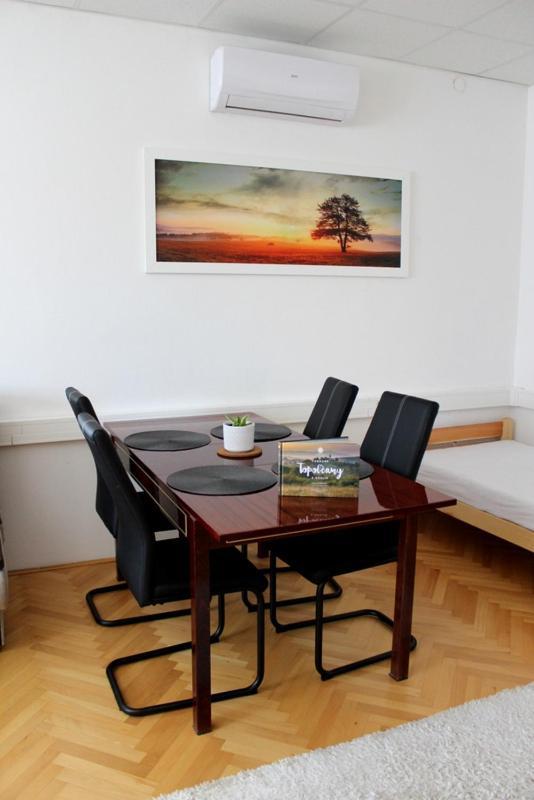 Apartmanovy Dom Stummerova Topoľčany Exteriér fotografie